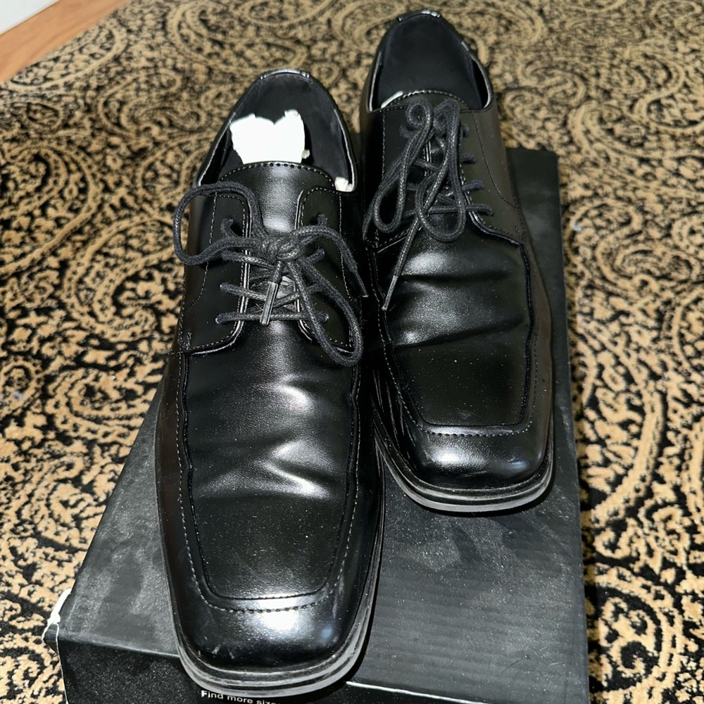 men’s dress shoes